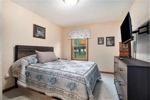 751 Oak Street, Athens, MI 49011