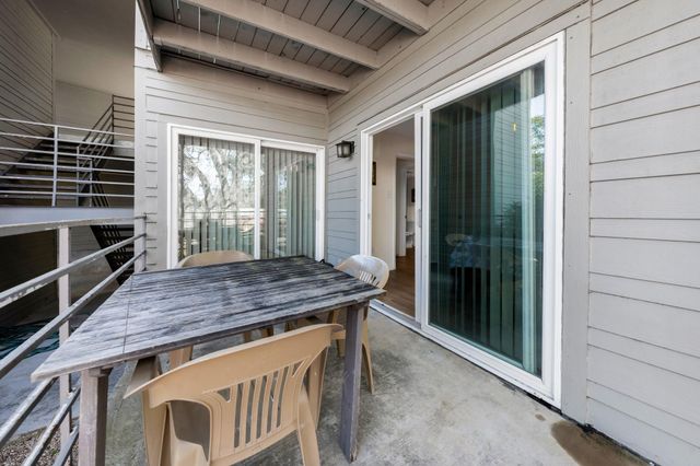 1514 Parker LN 107, Austin, TX 78741