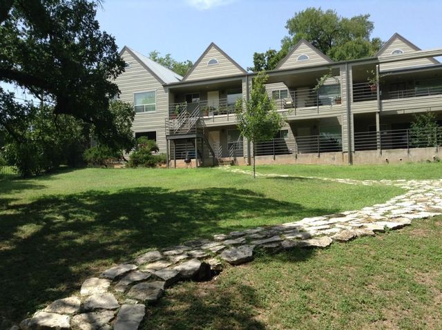 1514 Parker LN 107, Austin, TX 78741