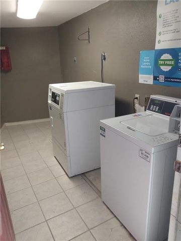 1514 Parker LN 107, Austin, TX 78741