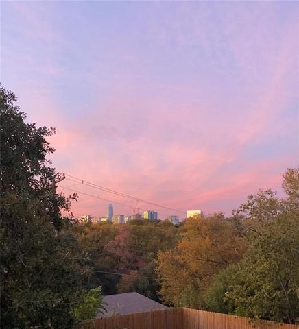 1514 Parker LN 107, Austin, TX 78741