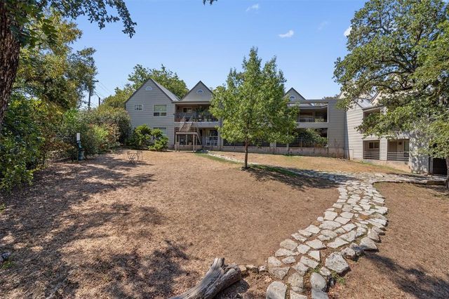 1514 Parker LN 107, Austin, TX 78741