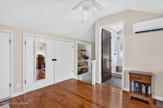 422 Fairlawn Rd, Louisville, KY 40207