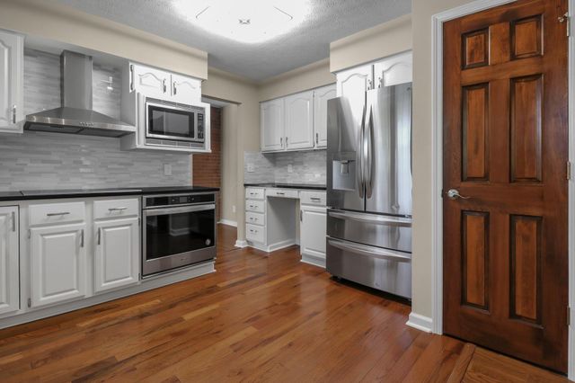 6600 Davis Road, Hilliard, OH 43026