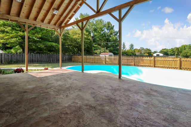 6600 Davis Road, Hilliard, OH 43026