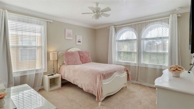 321 LAS FUENTES DRIVE, Kissimmee, FL 34746