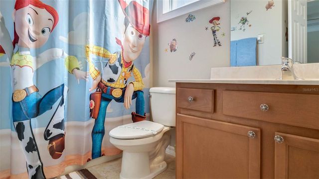 321 LAS FUENTES DRIVE, Kissimmee, FL 34746