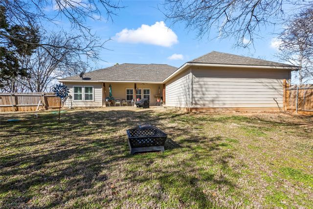 8045 County Road 1200, Grandview, TX 76050