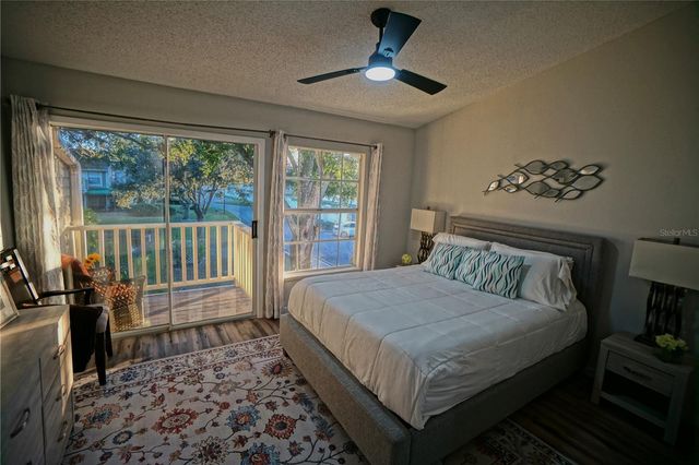 6924 LAKEVIEW COURT, Tampa, FL 33634