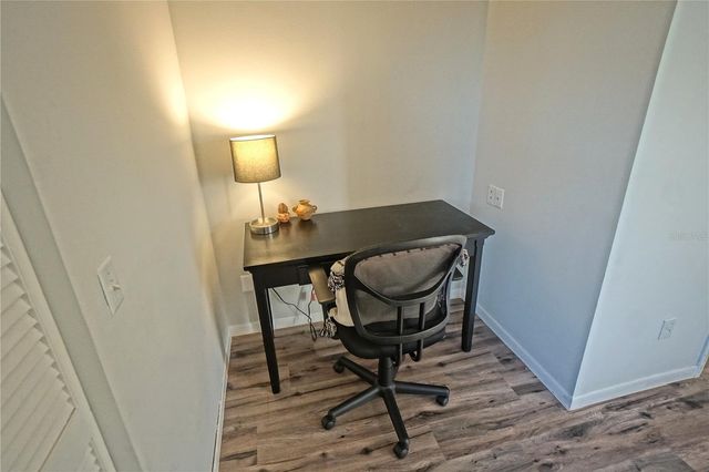 6924 LAKEVIEW COURT, Tampa, FL 33634