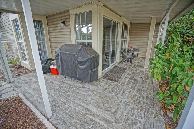 6924 LAKEVIEW COURT, Tampa, FL 33634