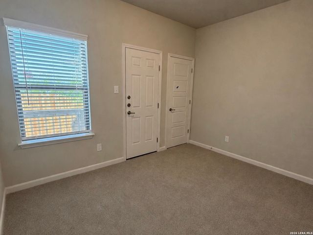 7212 Magnolia Crk Unit 101, San Antonio, TX 78252