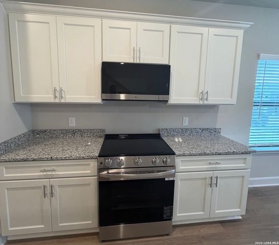 7212 Magnolia Crk Unit 101, San Antonio, TX 78252