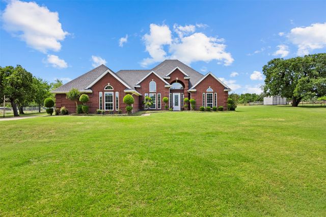 904 Conveyor Drive, Joshua, TX 76058