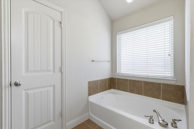 115 Blue Quail Road, Red Oak, TX 75154