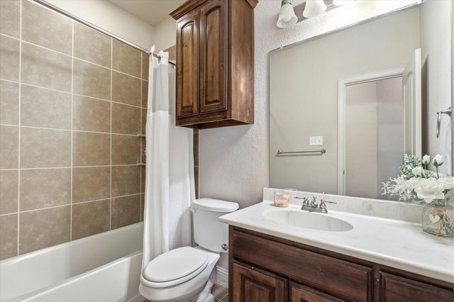 115 Blue Quail Road, Red Oak, TX 75154