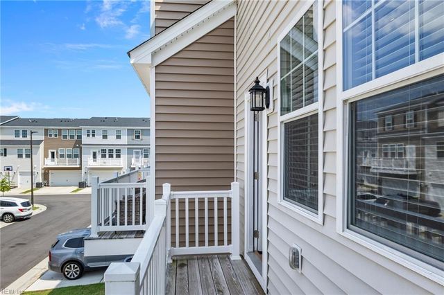 1809 Moravian WALK, Chesapeake, VA 23323