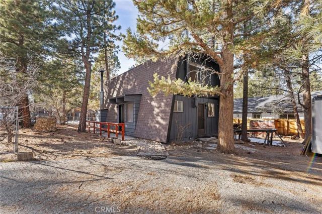189 Moreno Lane, Sugarloaf, CA 92386