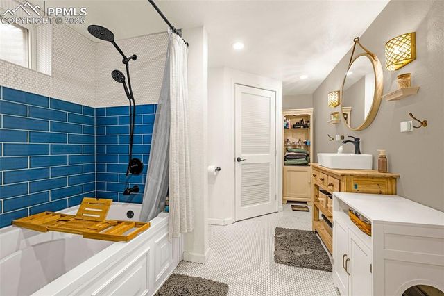 1522 Hollyhock Drive, Colorado Springs, CO 80907