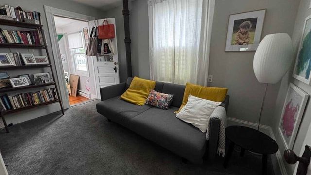 155 Prospect St, Northampton, MA 01060