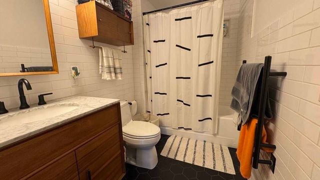 155 Prospect St, Northampton, MA 01060