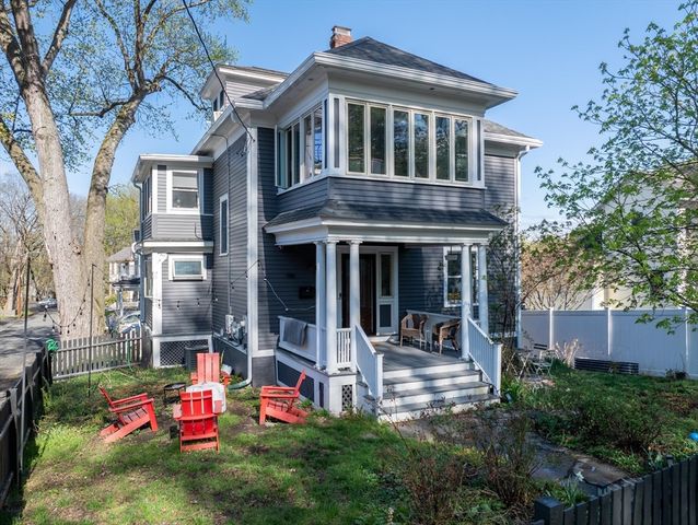 155 Prospect St, Northampton, MA 01060