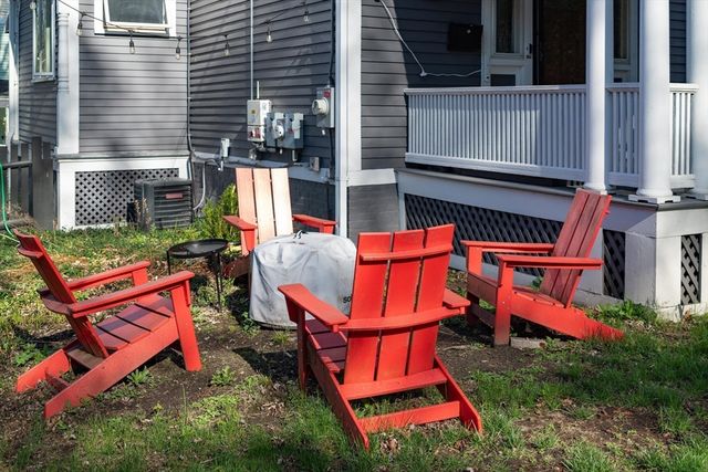 155 Prospect St, Northampton, MA 01060