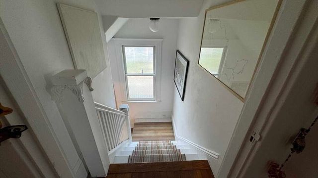 155 Prospect St, Northampton, MA 01060