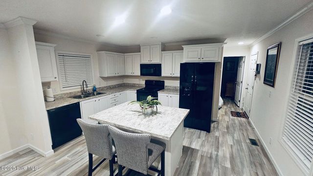 964 Galloway Road, Grimesland, NC 27837