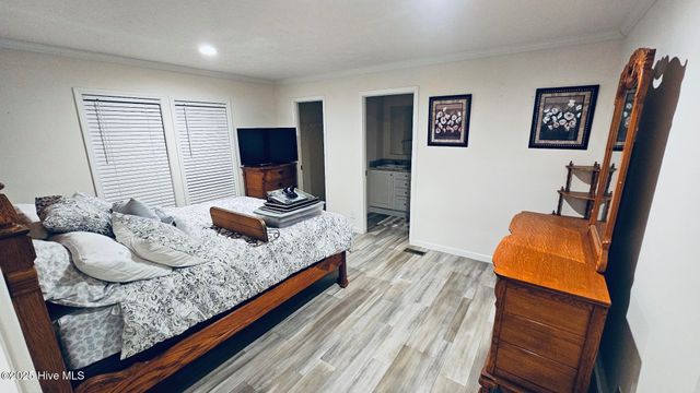 964 Galloway Road, Grimesland, NC 27837