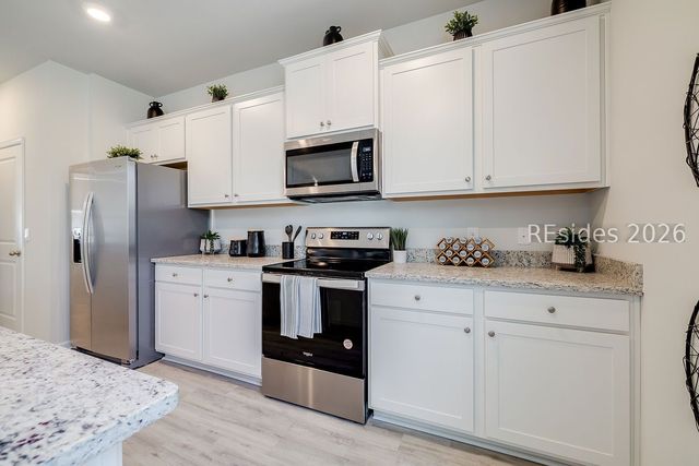 113 Harbour Dr, Hardeeville, SC 29927