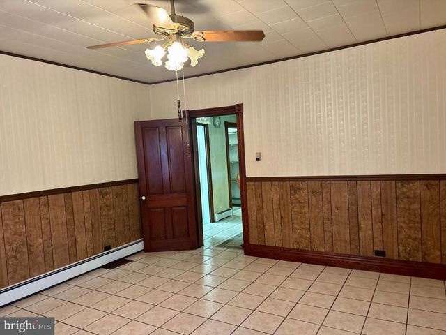 256 E MAIN ST, Frostburg, MD 21532