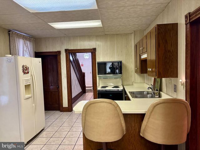 256 E MAIN ST, Frostburg, MD 21532