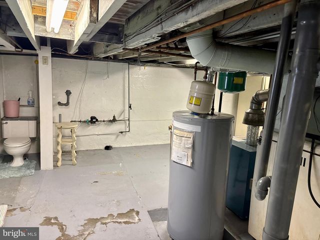 256 E MAIN ST, Frostburg, MD 21532