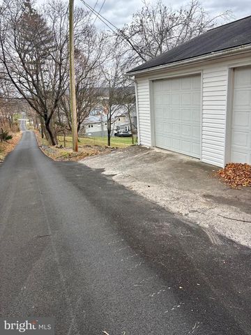 256 E MAIN ST, Frostburg, MD 21532