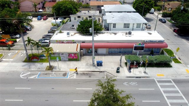 1058 SW 1st St, Miami, FL 33130