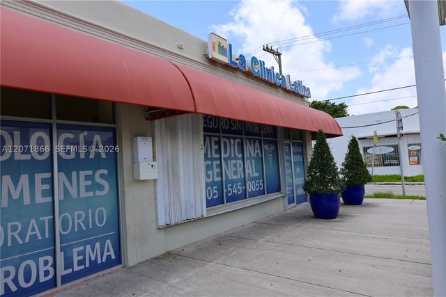 1058 SW 1st St, Miami, FL 33130