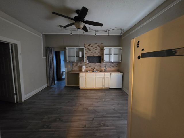 3308 Race Street, Fort Worth, TX 76111