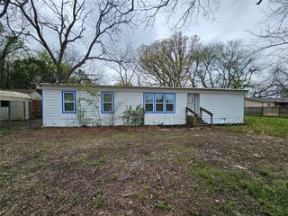 3 Pecan Place Lane, Pottsboro, TX 75076