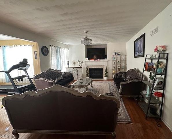 3505 Ethel James DR, Chesapeake, VA 23323