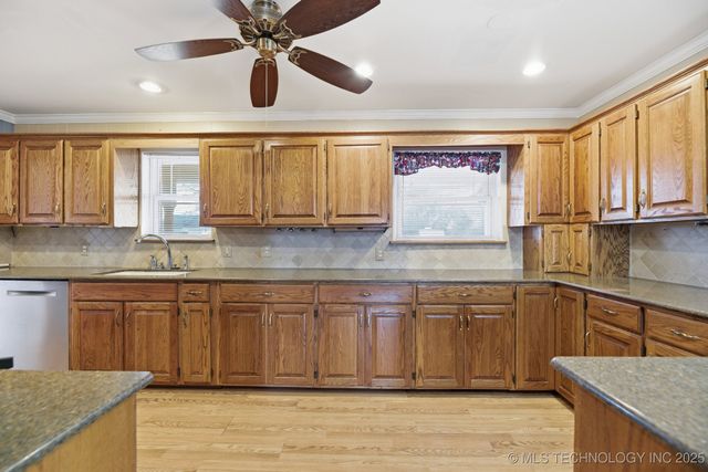 5621 S Indianapolis Avenue, Tulsa, OK 74135