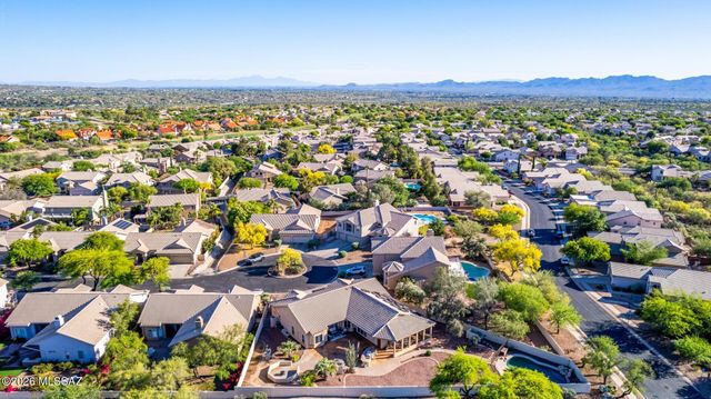 1738 W Lost Moon Court, Tucson, AZ 85737