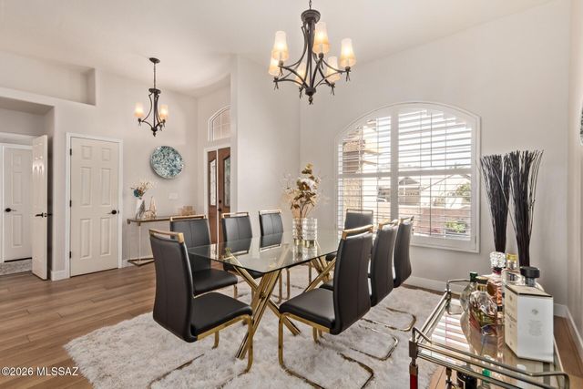 1738 W Lost Moon Court, Tucson, AZ 85737