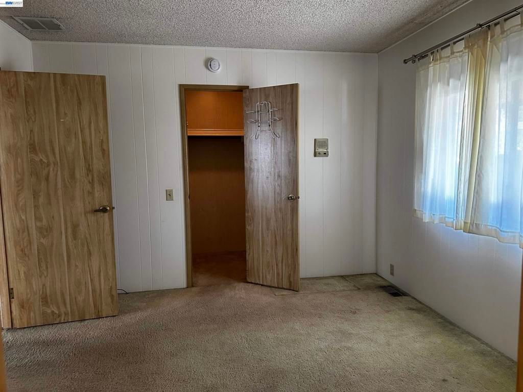 Image 24 of property listing at 29258 Whalebone Way, Hayward, CA 94544