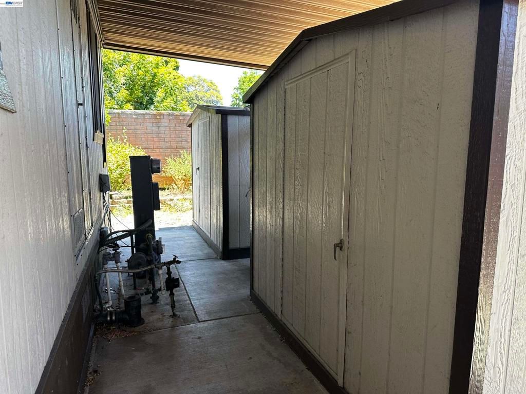 Image 34 of property listing at 29258 Whalebone Way, Hayward, CA 94544