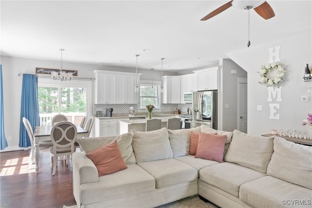 5330 Verlinda Dr, Chesterfield, VA 23237