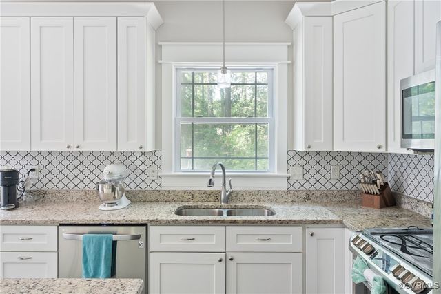 5330 Verlinda Dr, Chesterfield, VA 23237