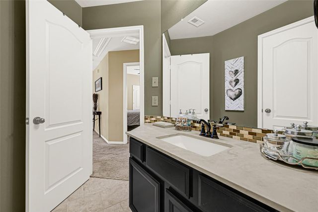 13835 Palmer Glen Lane, Houston, TX 77044