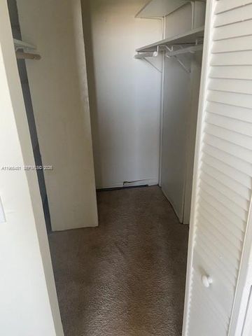 2020 NE 135th Street 901, North Miami, FL 33181
