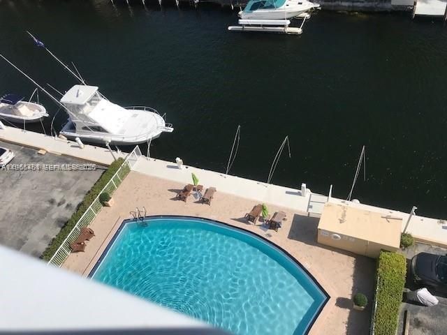 2020 NE 135th Street 901, North Miami, FL 33181